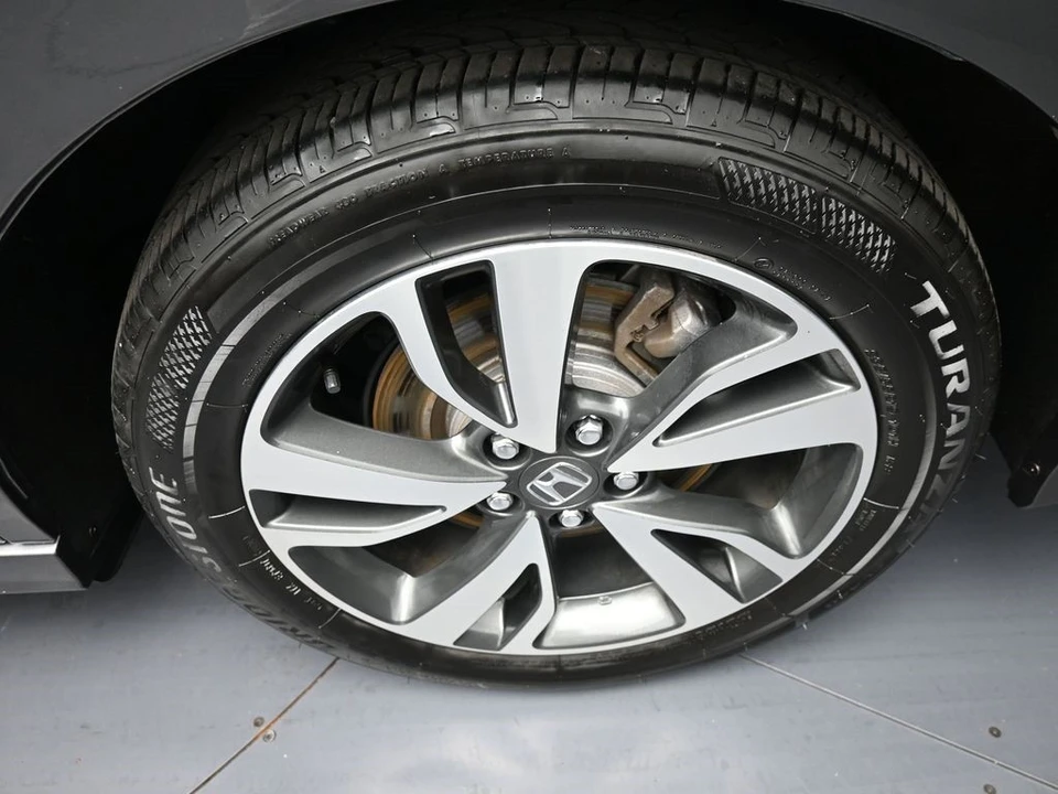 2024 Honda Odyssey - Image 15 of 21