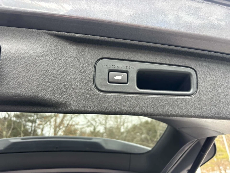 2024 Honda Pilot 4th Gen - Image 16 of 21