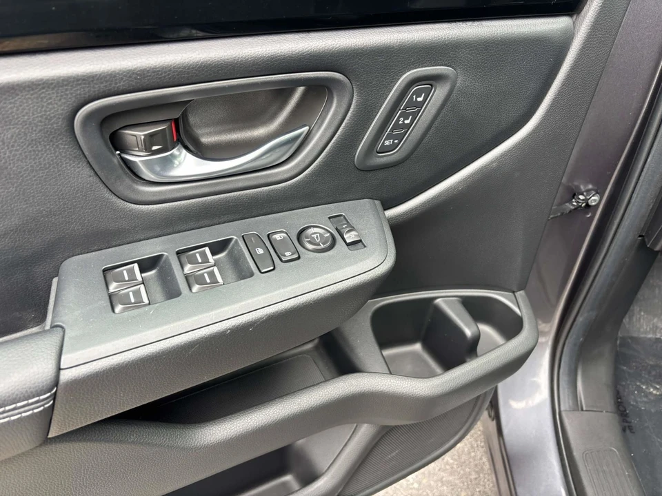 2024 Honda Pilot 4th Gen - Image 18 of 21
