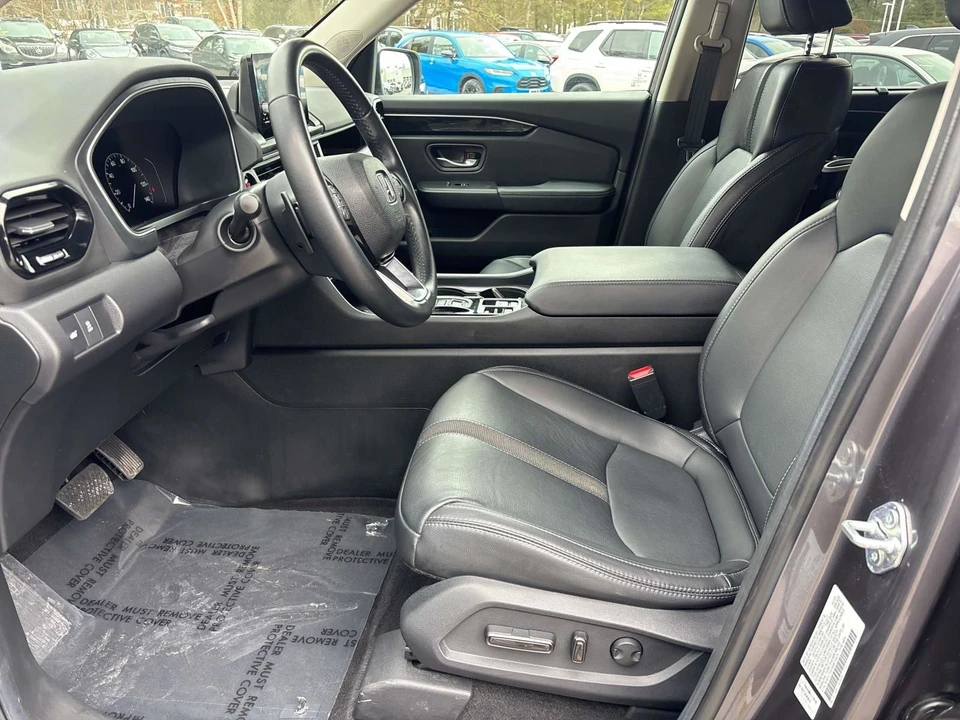 2024 Honda Pilot 4th Gen - Image 11 of 21