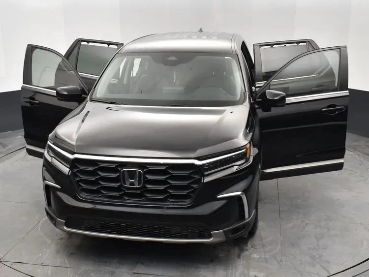 2024 Honda Pilot 4th Gen - Image 10 of 12