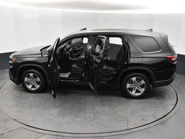 2024 Honda Pilot 4th Gen - Image 7 of 12