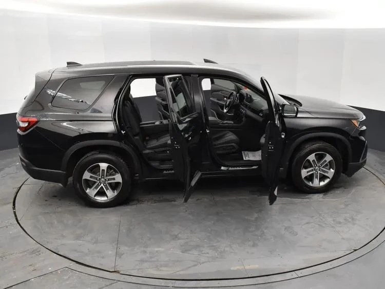 2024 Honda Pilot 4th Gen - Image 6 of 12