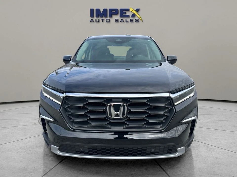 2024 Honda Pilot 4th Gen - Image 8 of 12