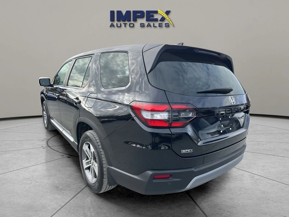 2024 Honda Pilot 4th Gen - Image 3 of 12