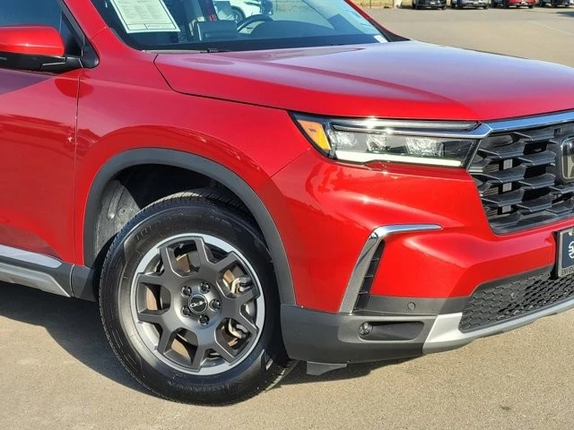 2024 Honda Pilot 4th Gen - Image 3 of 12