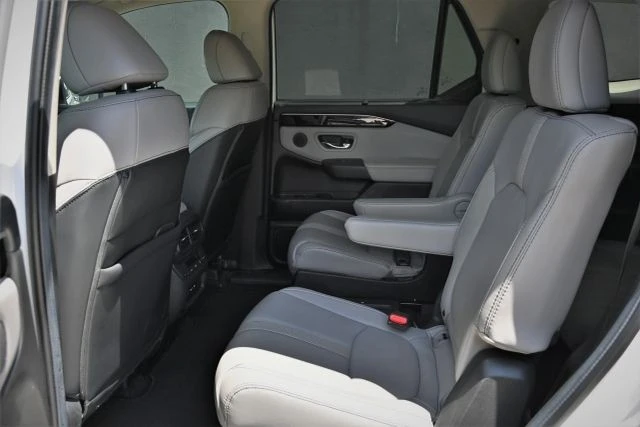 2024 Honda Pilot 4th Gen - Image 15 of 21