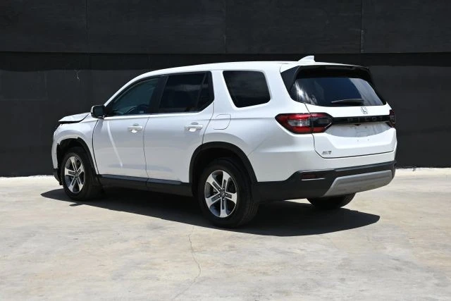 2024 Honda Pilot 4th Gen - Image 3 of 21