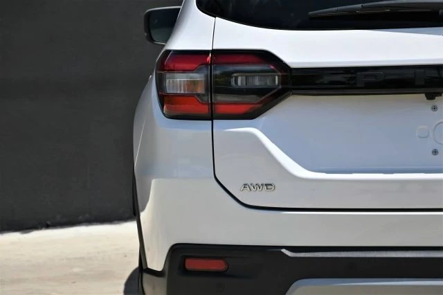 2024 Honda Pilot 4th Gen - Image 8 of 21