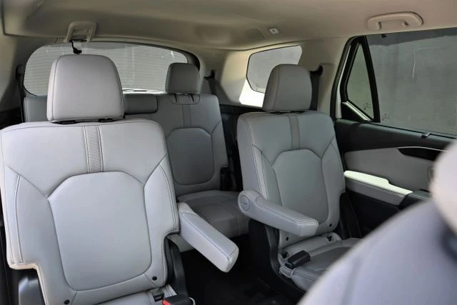 2024 Honda Pilot 4th Gen - Image 17 of 21