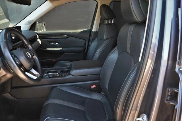 2024 Honda Pilot 4th Gen - Image 13 of 21