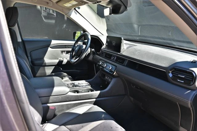 2024 Honda Pilot 4th Gen - Image 15 of 21