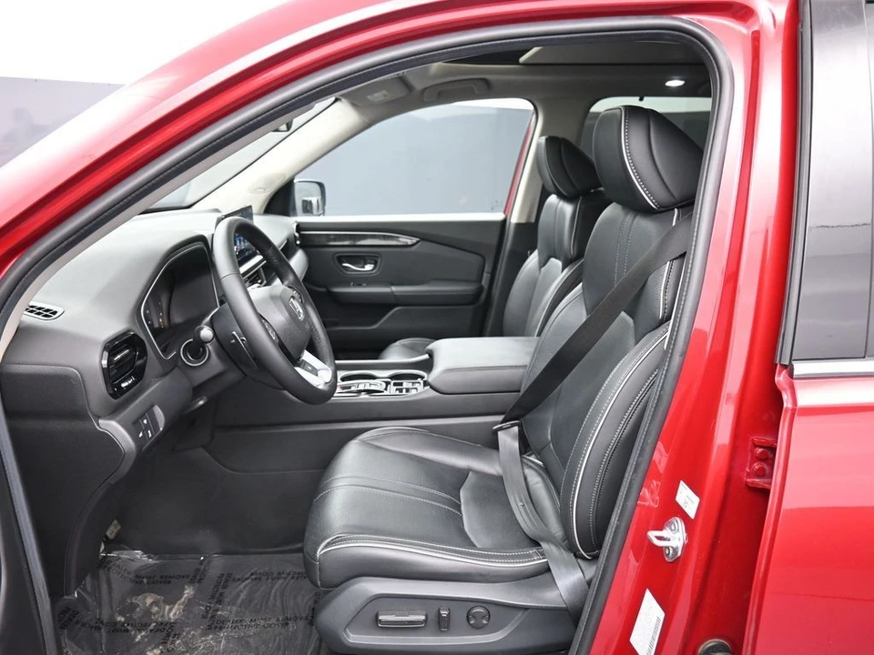 2024 Honda Pilot 4th Gen - Image 19 of 21