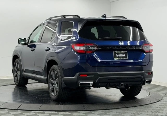 2024 Honda Pilot 4th Gen - Image 10 of 21