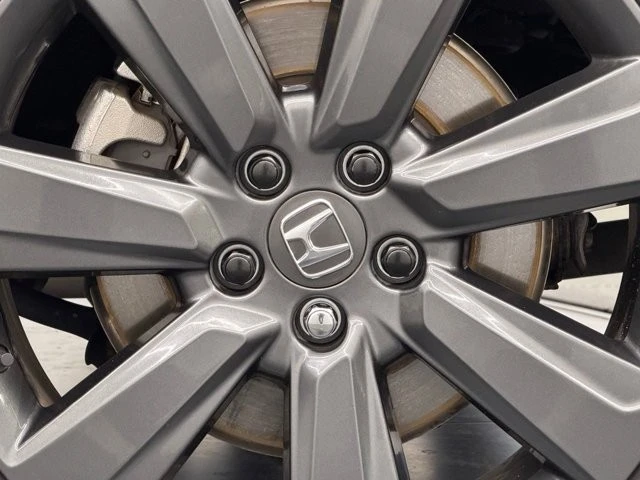 2024 Honda Pilot 4th Gen - Image 15 of 21