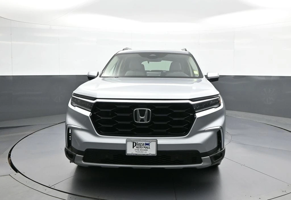 2024 Honda Pilot 4th Gen - Image 2 of 12