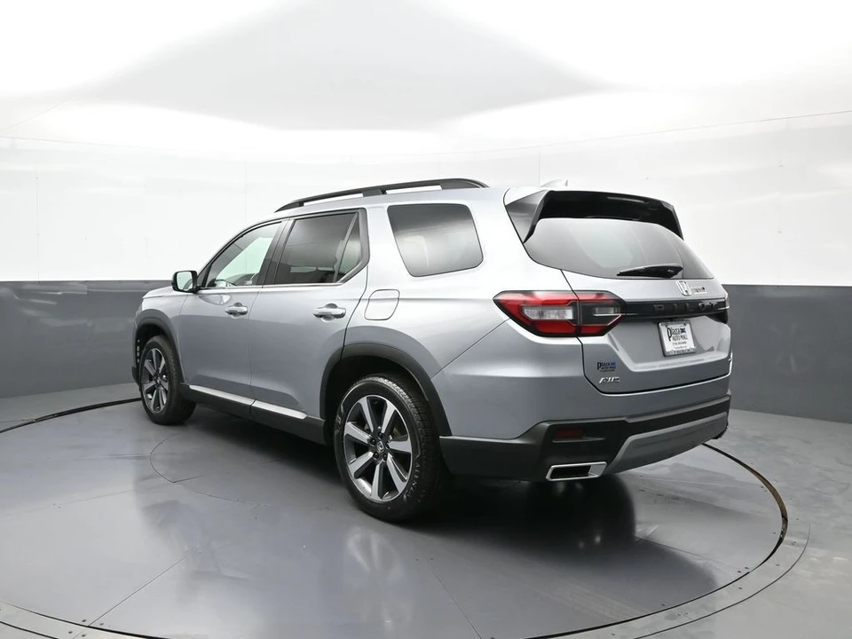 2024 Honda Pilot 4th Gen - Image 8 of 21