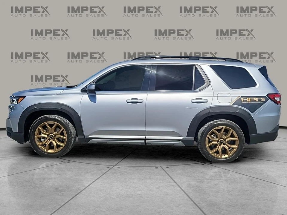 2024 Honda Pilot 4th Gen - Image 2 of 12