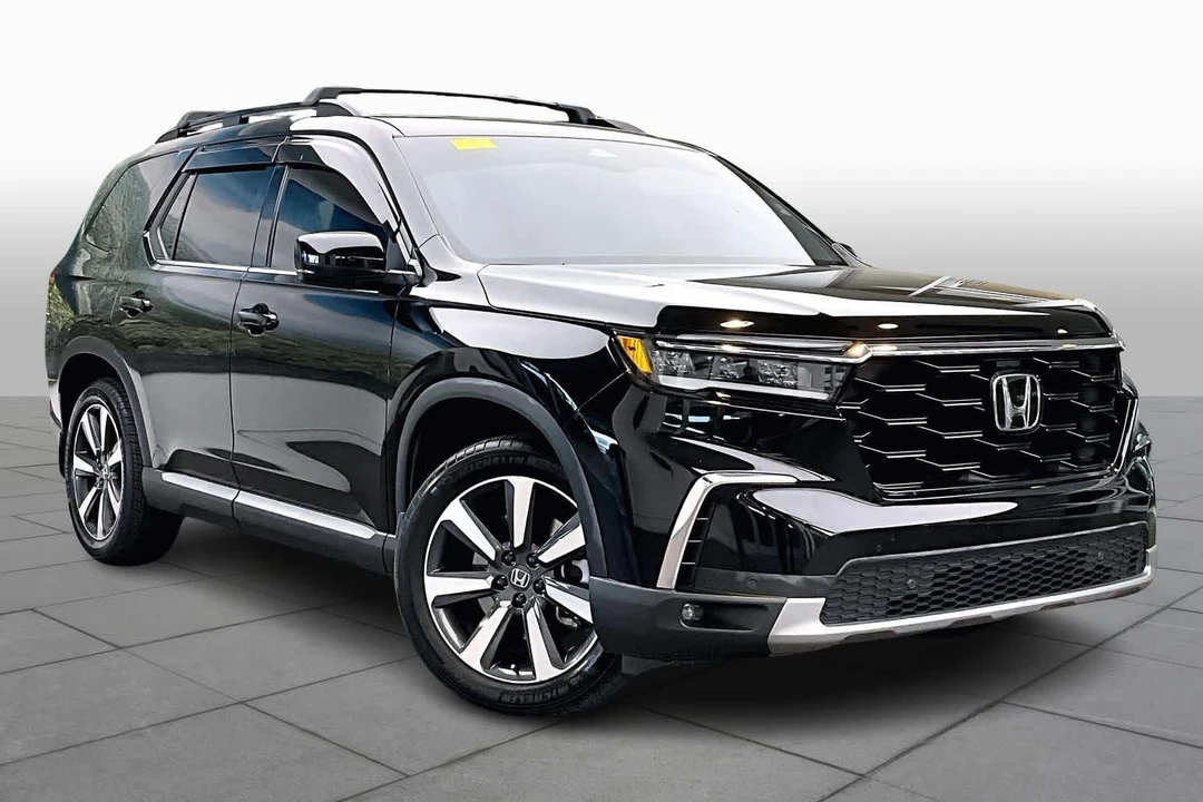 2024 Honda Pilot 4th Gen - Image 3 of 12