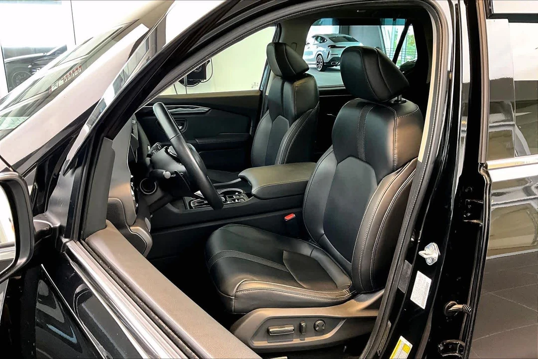 2024 Honda Pilot 4th Gen - Image 8 of 12