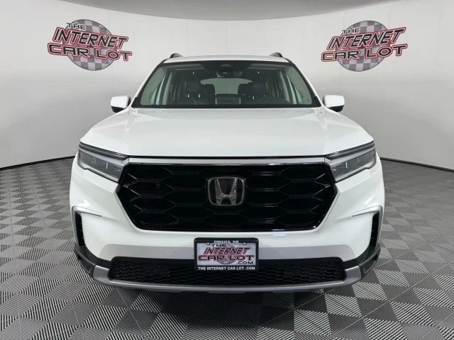 2024 Honda Pilot 4th Gen - Image 2 of 12