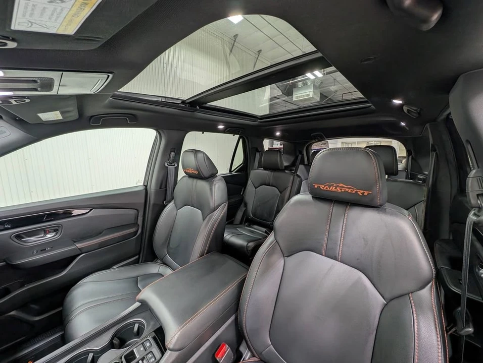 2024 Honda Pilot 4th Gen - Image 4 of 11