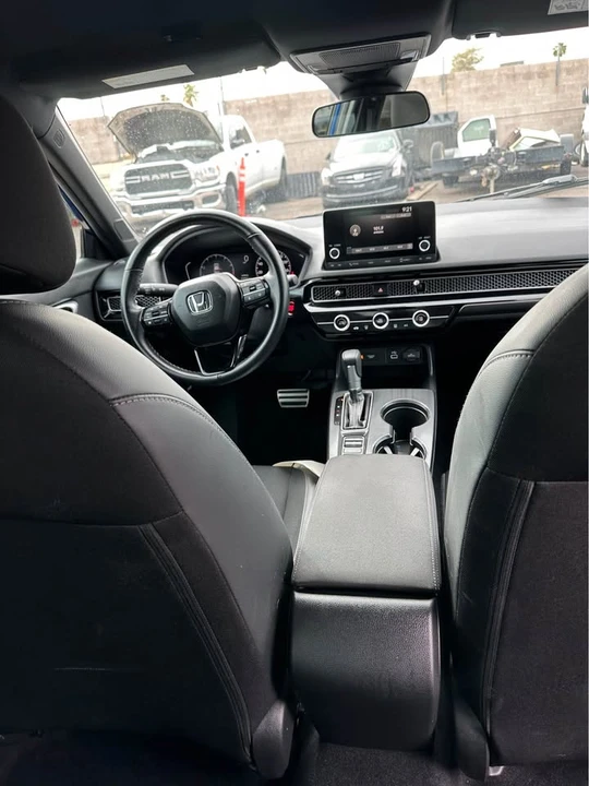 2024 Honda Civic 11th Gen - Image 11 of 19