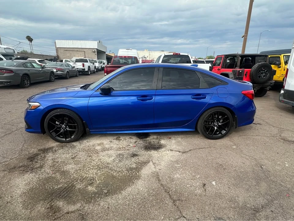 2024 Honda Civic 11th Gen - Image 2 of 19
