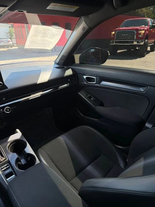 2024 Honda Civic 11th Gen - Image 5 of 9