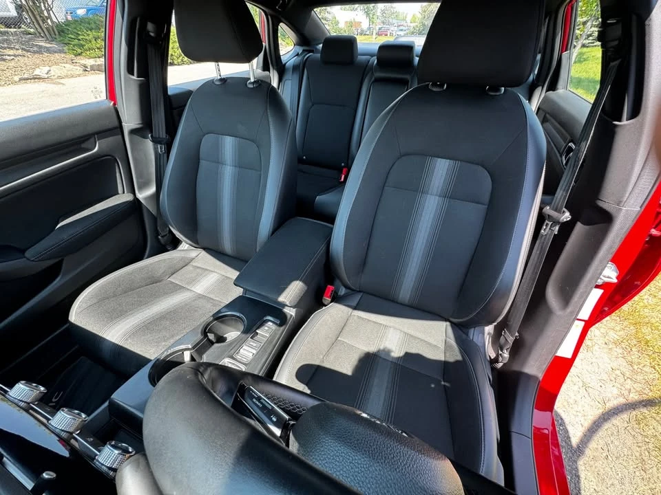 2024 Honda Civic 11th Gen - Image 16 of 19