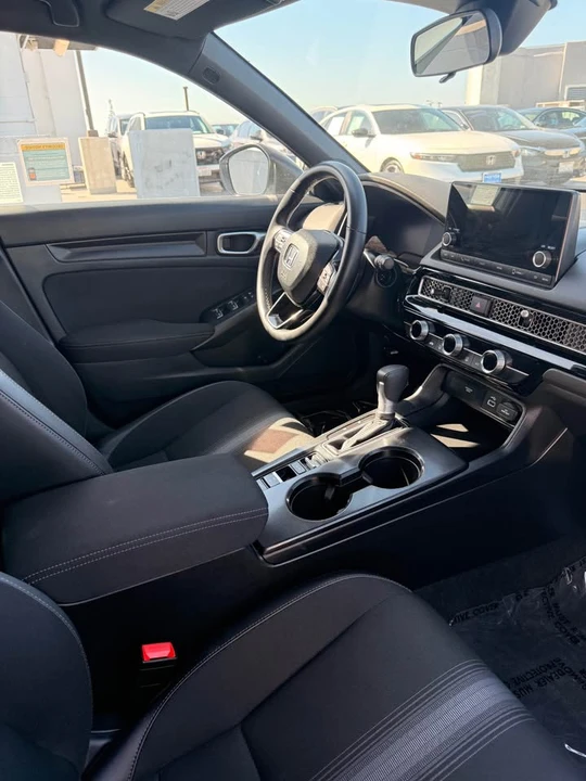 2024 Honda Civic 11th Gen - Image 3 of 5