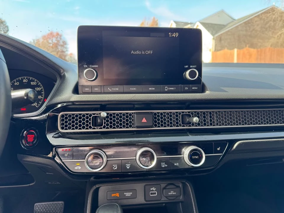 2024 Honda Civic 11th Gen - Image 9 of 14