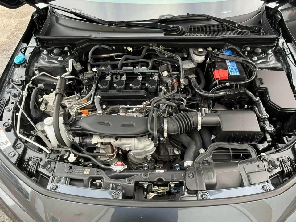2024 Honda Civic 11th Gen - Image 13 of 17
