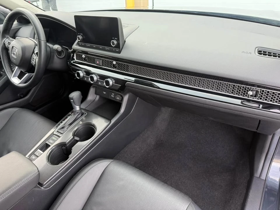 2024 Honda Civic 11th Gen - Image 8 of 17