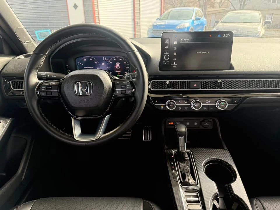 2024 Honda Civic 11th Gen - Image 14 of 17