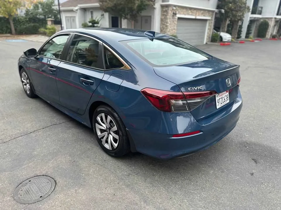 2024 Honda Civic 11th Gen - Image 8 of 15