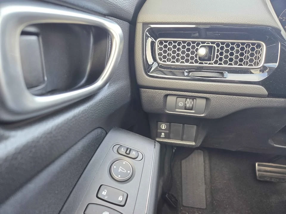 2024 Honda Civic 11th Gen - Image 14 of 17