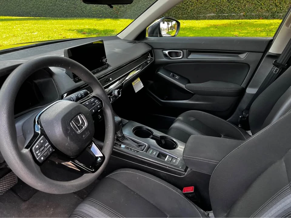 2024 Honda Civic 11th Gen - Image 8 of 13