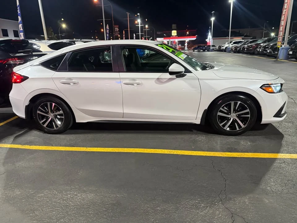 2024 Honda Civic 11th Gen - Image 2 of 14
