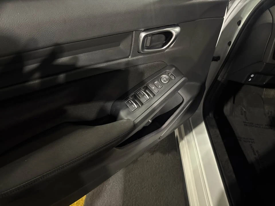 2024 Honda Civic 11th Gen - Image 11 of 14