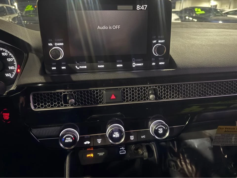 2024 Honda Civic 11th Gen - Image 12 of 14