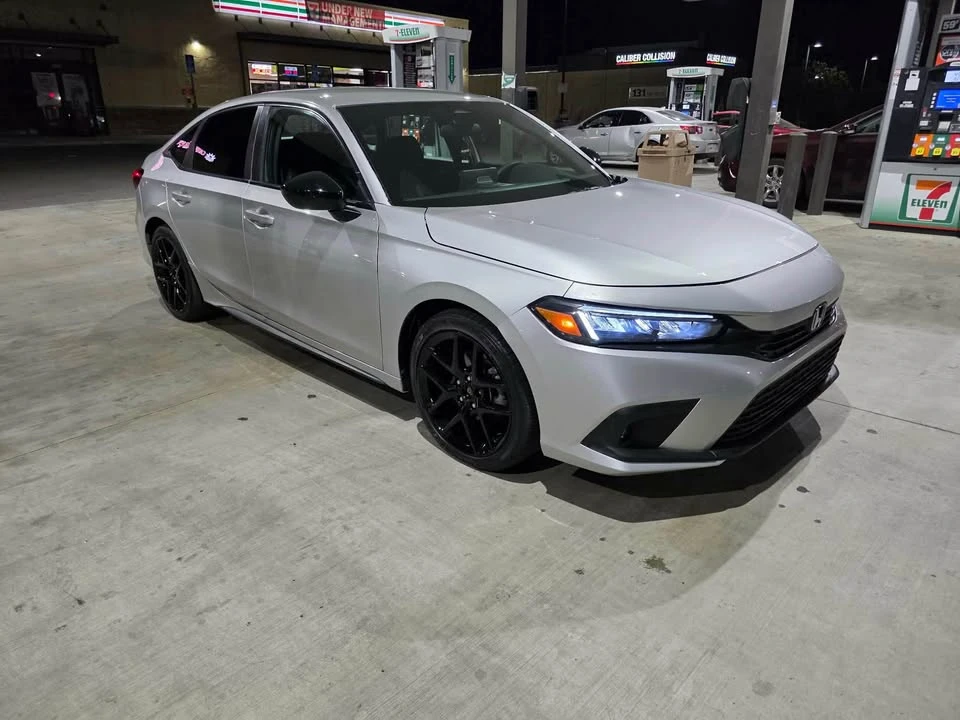2024 Honda Civic 11th Gen - Image 2 of 6