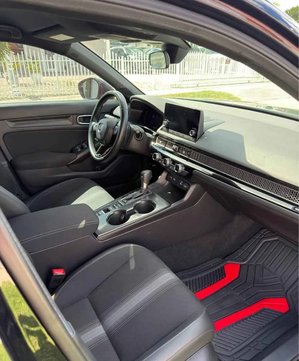 2024 Honda Civic 11th Gen - Image 2 of 5