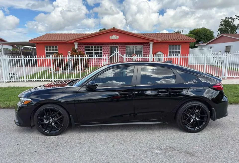 2024 Honda Civic 11th Gen - Image 3 of 5