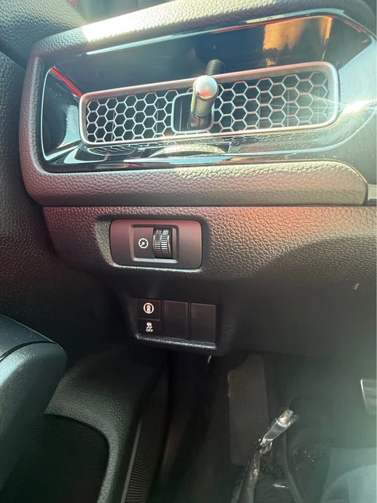 2024 Honda Civic 11th Gen - Image 11 of 14