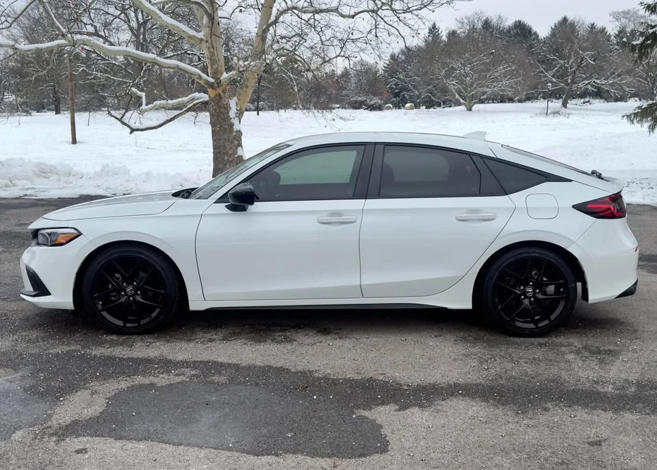 2024 Honda Civic 11th Gen - Image 8 of 18