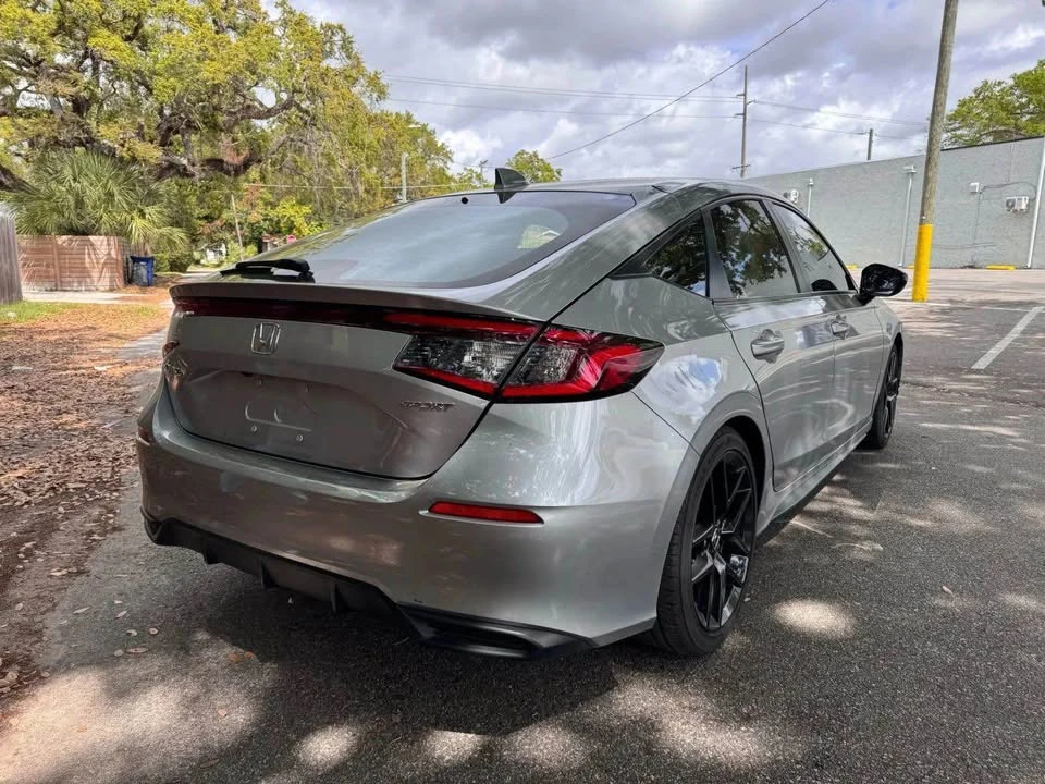 2024 Honda Civic 11th Gen - Image 6 of 12