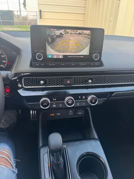 2024 Honda Civic 11th Gen - Image 13 of 16