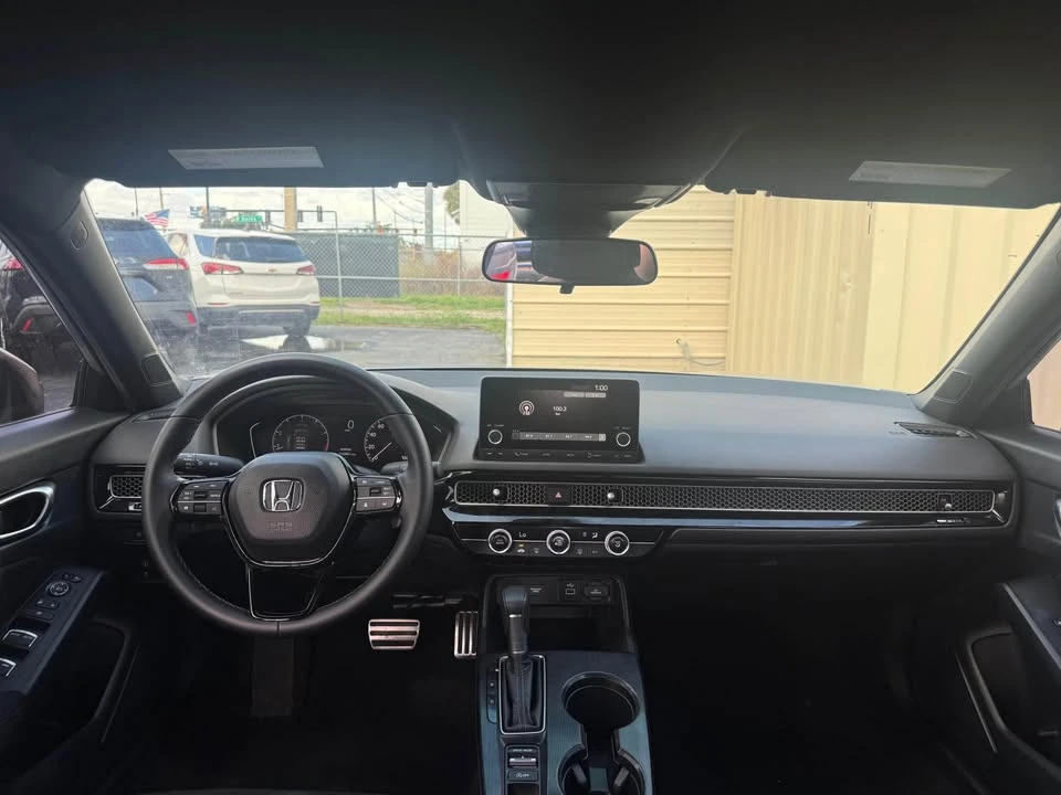 2024 Honda Civic 11th Gen - Image 15 of 16