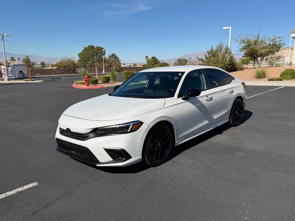 2024 Honda Civic 11th Gen - Image 3 of 9